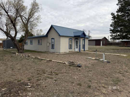 feature listing property photo