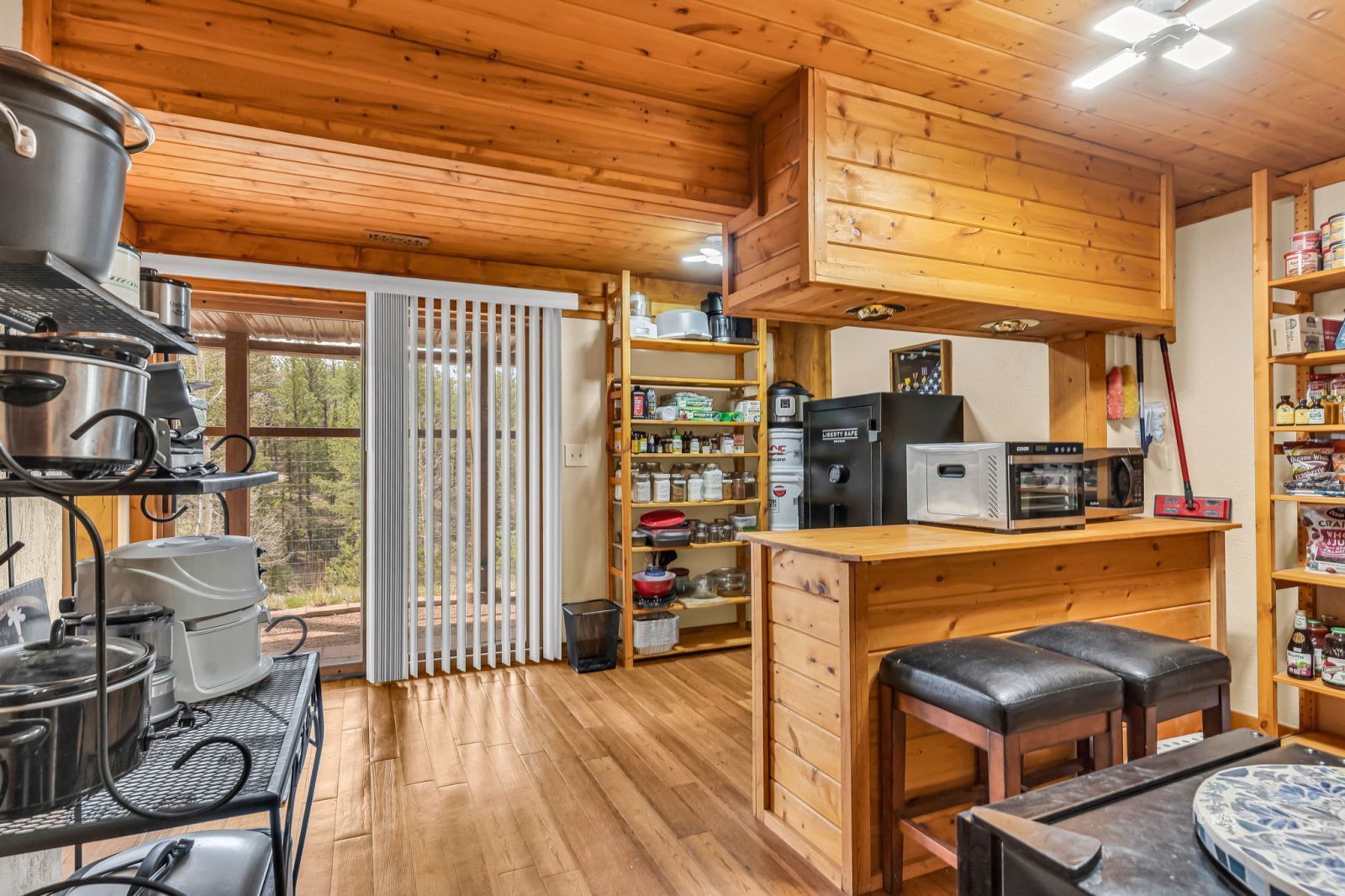 Property Photo 25
