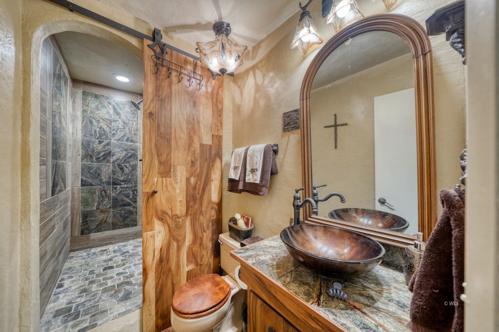 Property Photo 25