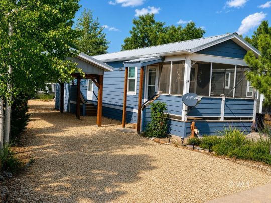 feature listing property photo