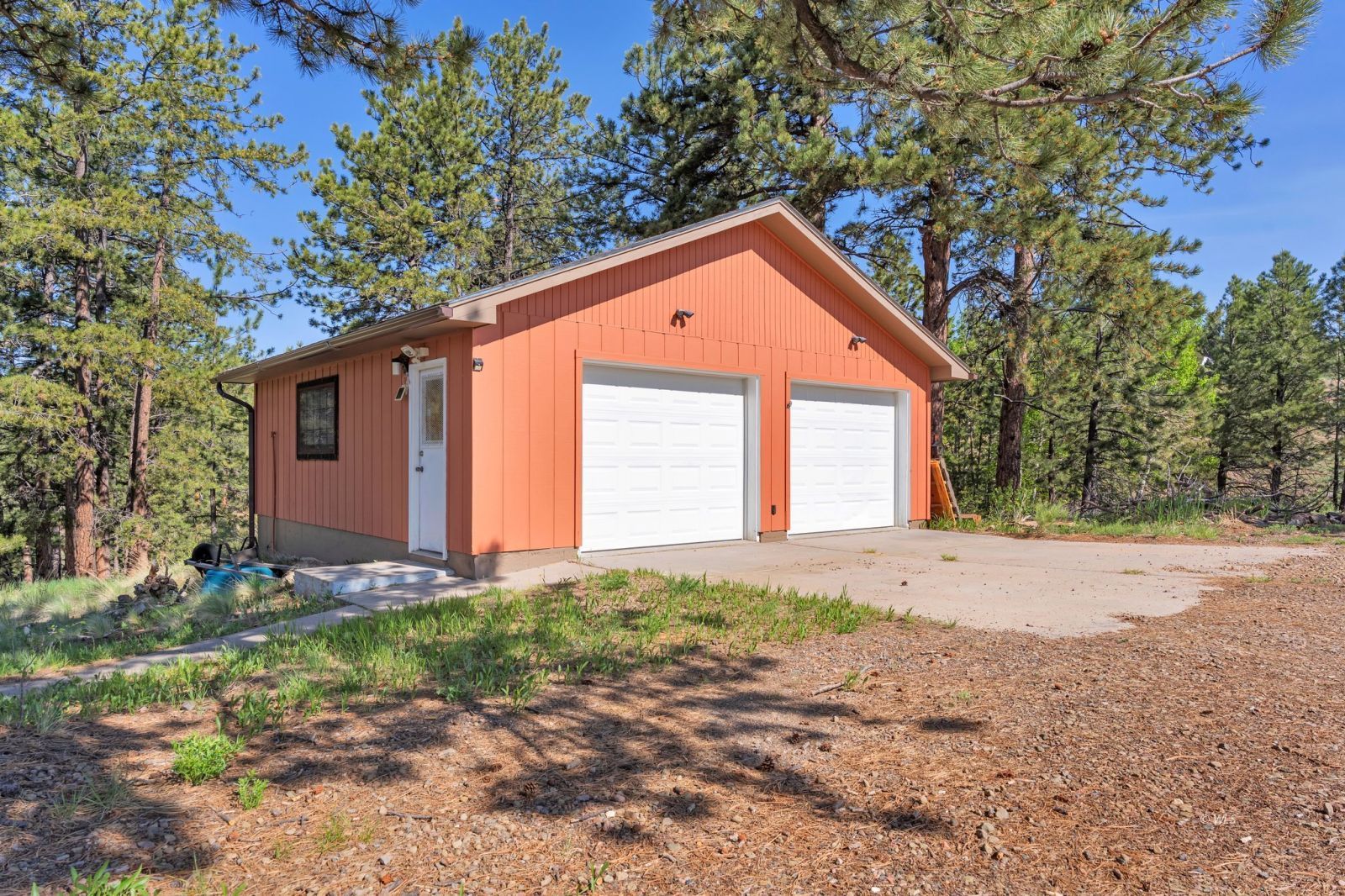 Property Photo 33