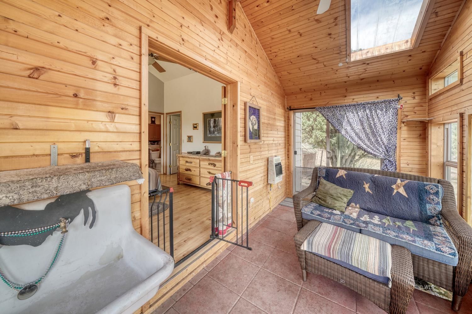 Property Photo 23