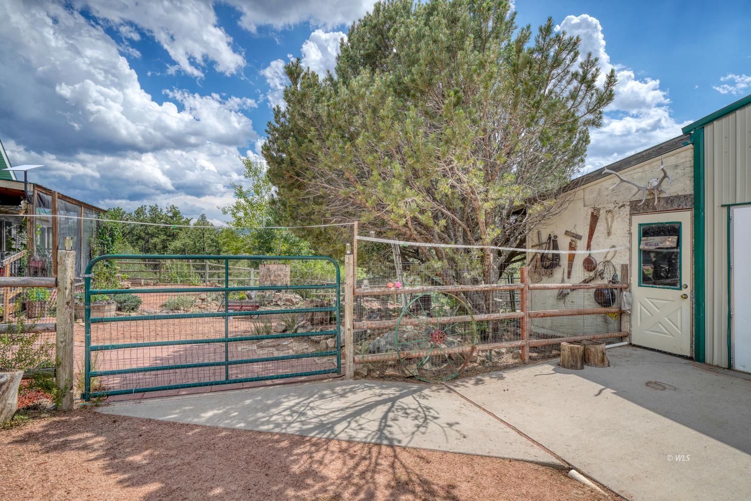 Property Photo 32