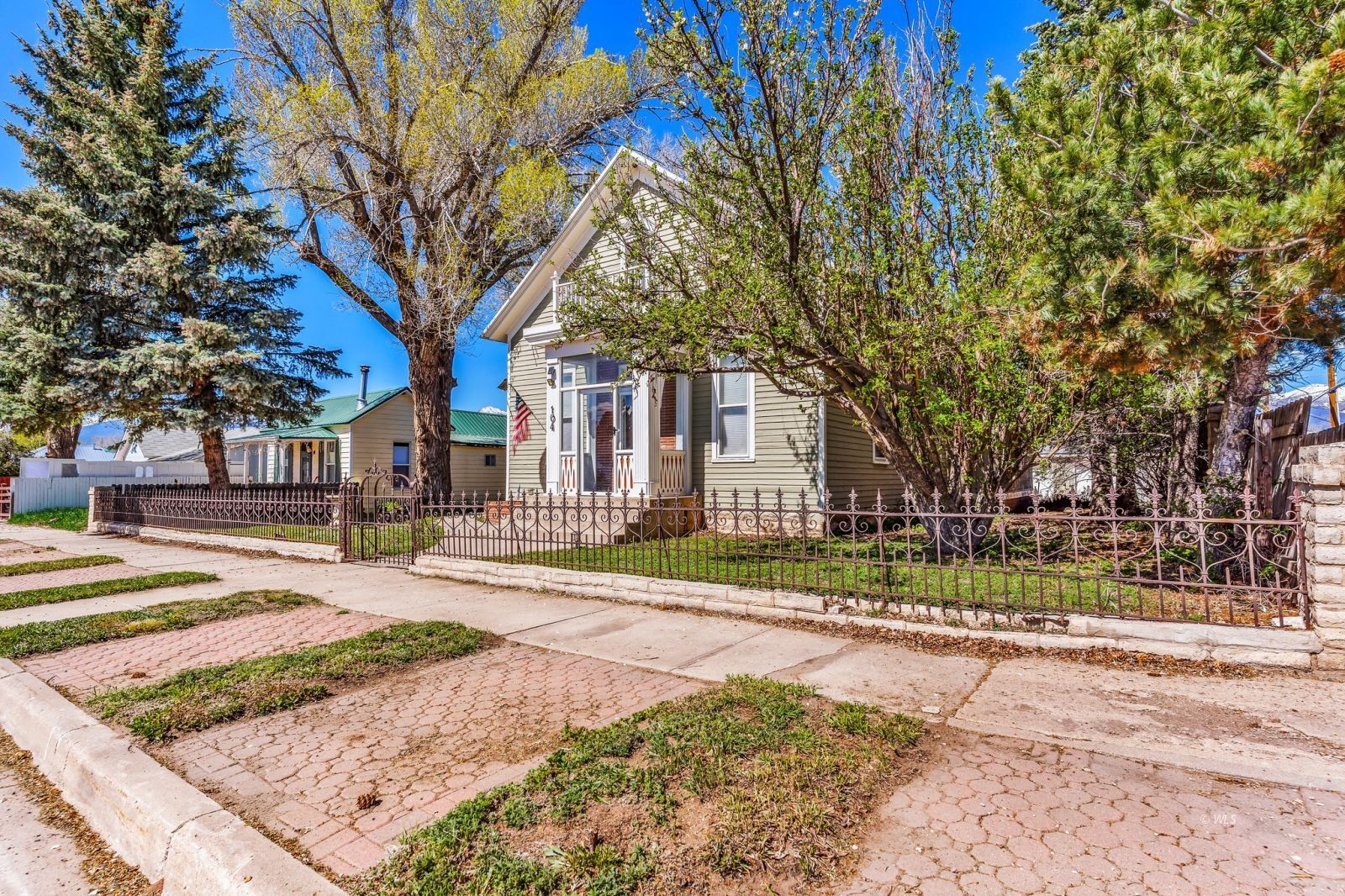 Property Photo 3