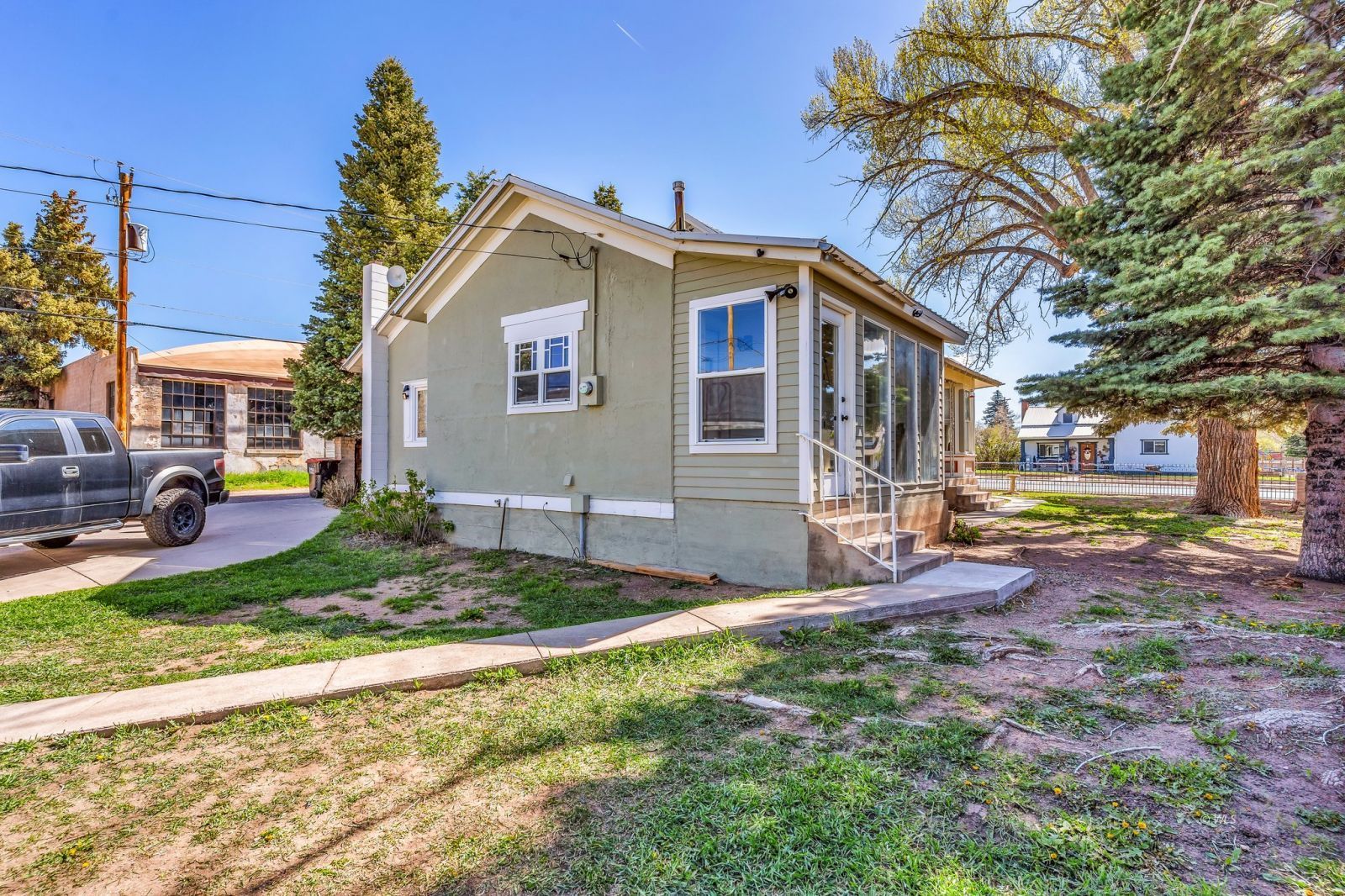 Property Photo 30
