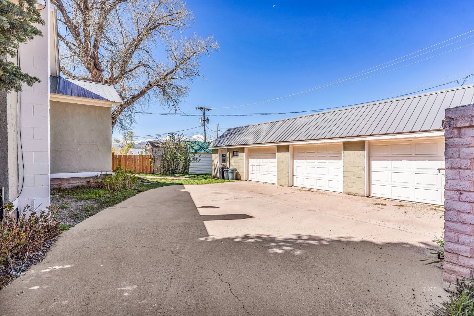 Property Photo 32