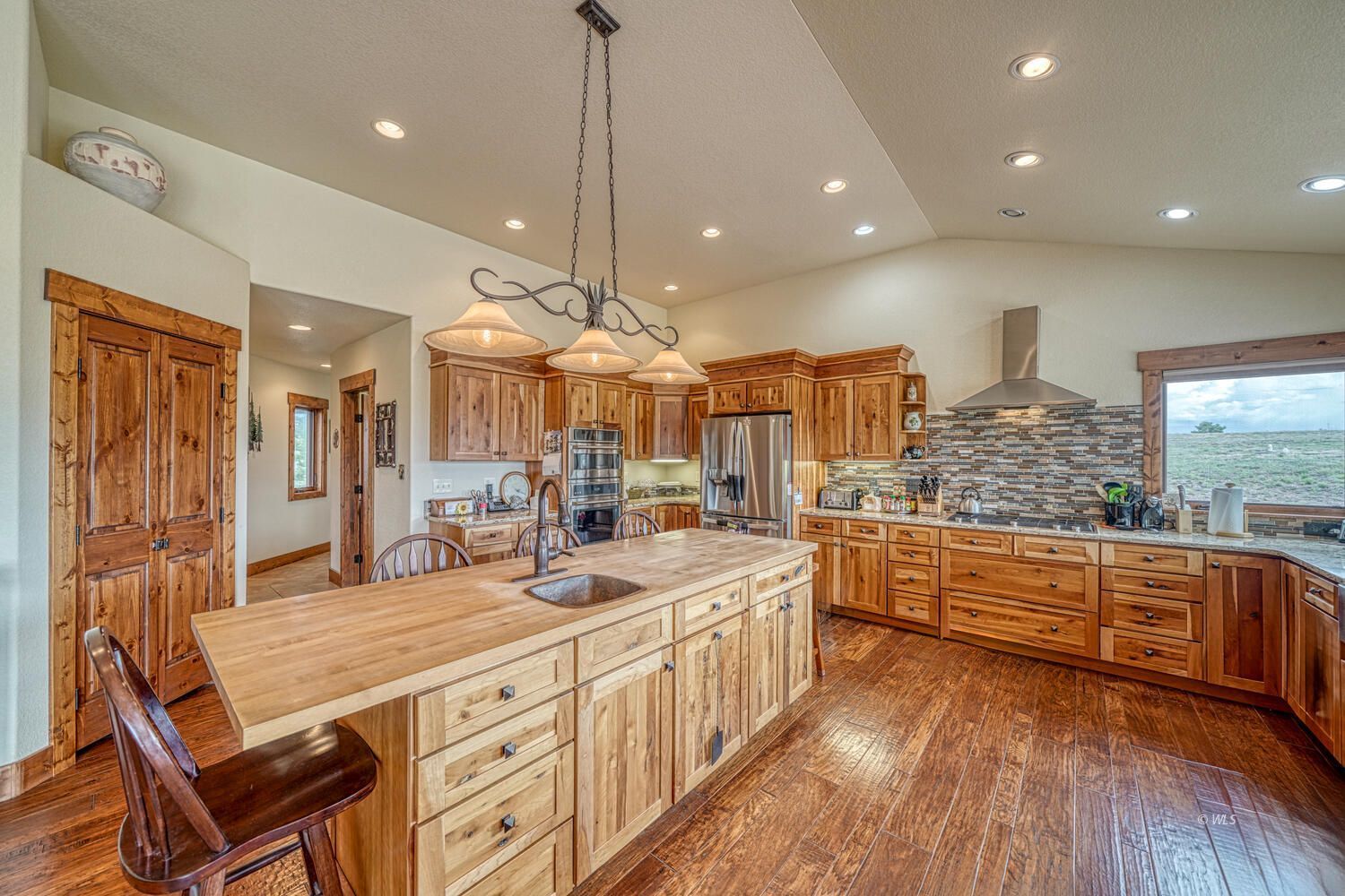 Property Photo 18