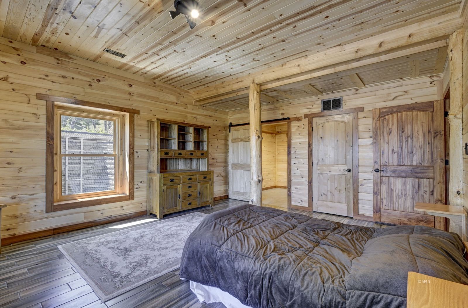 Property Photo 25