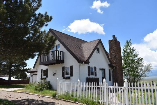 feature listing property photo