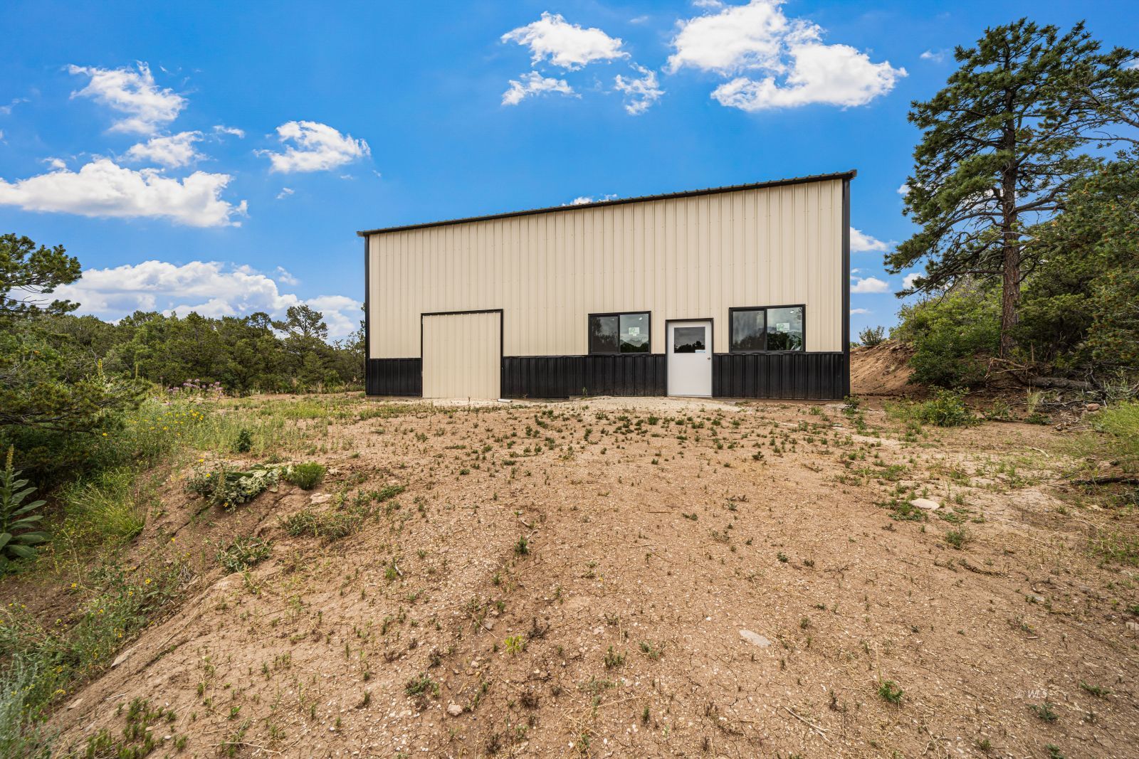 Property Photo 31