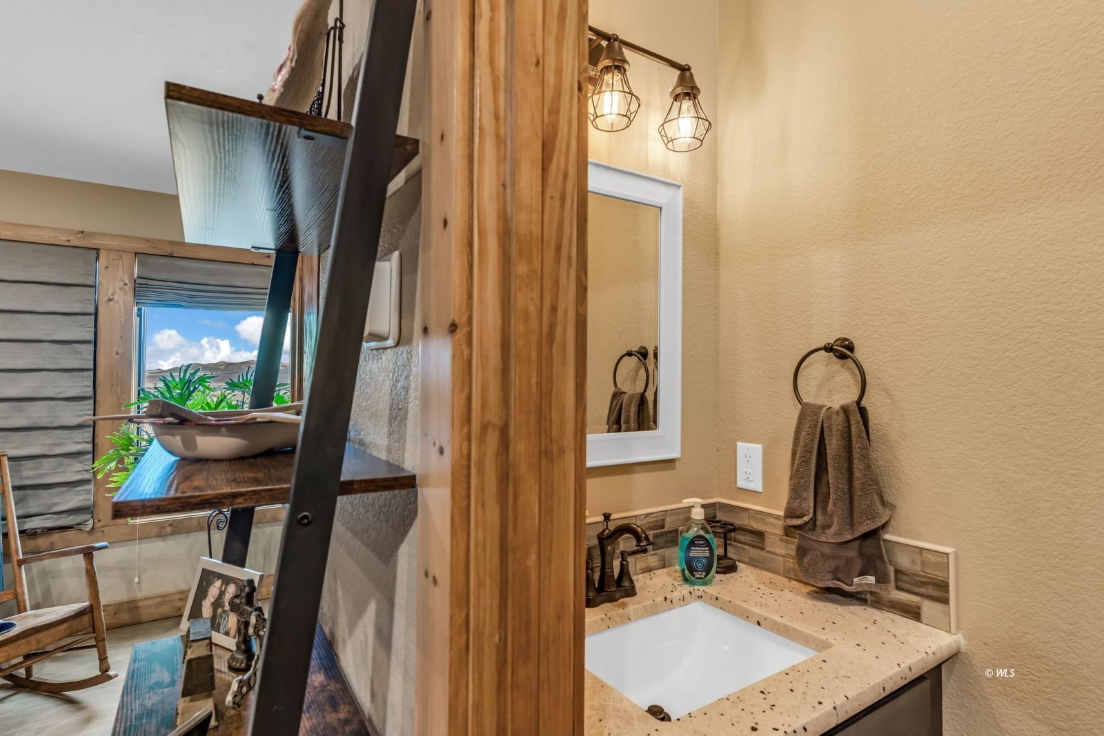 Property Photo 23