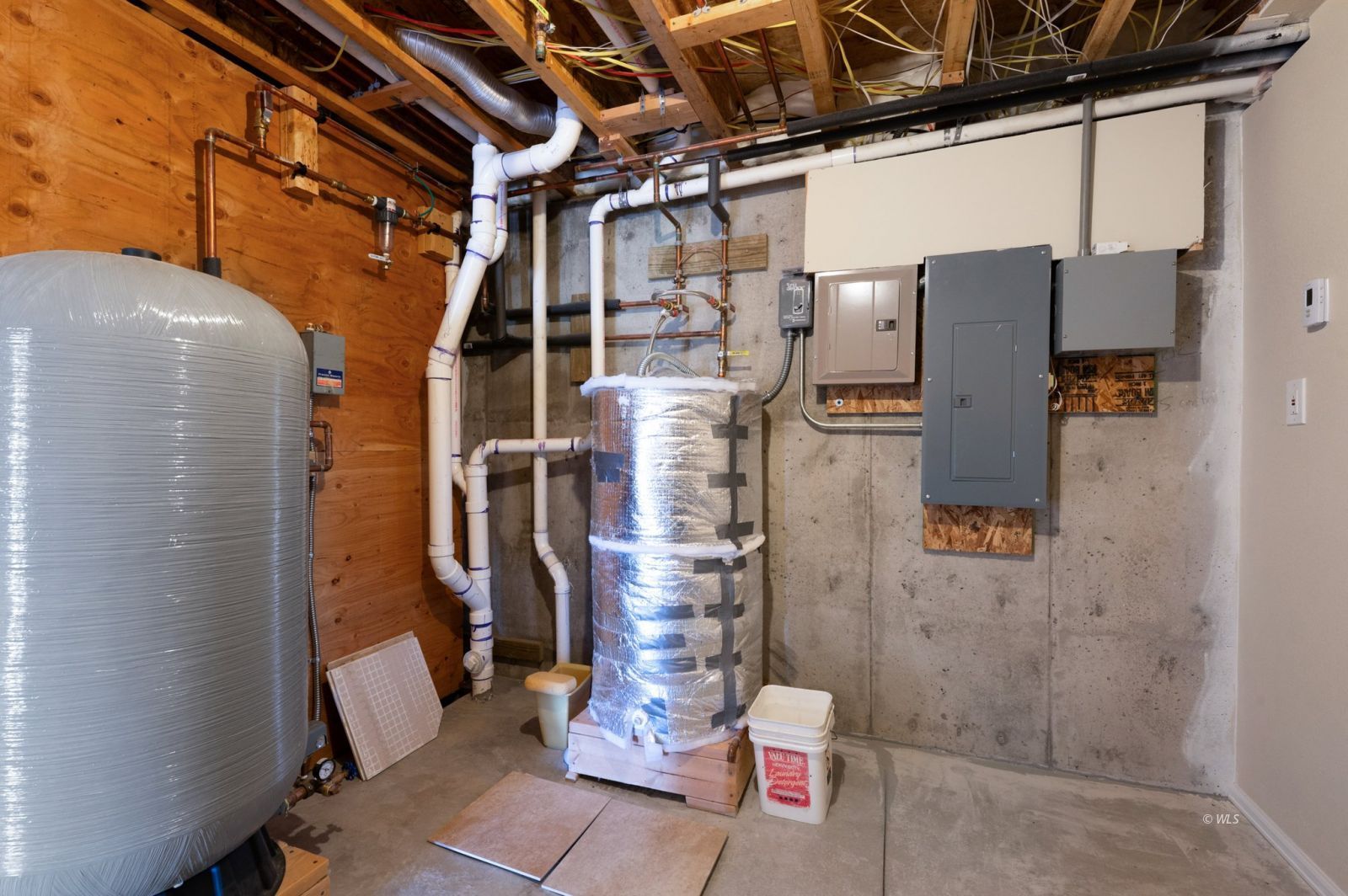 Property Photo 30