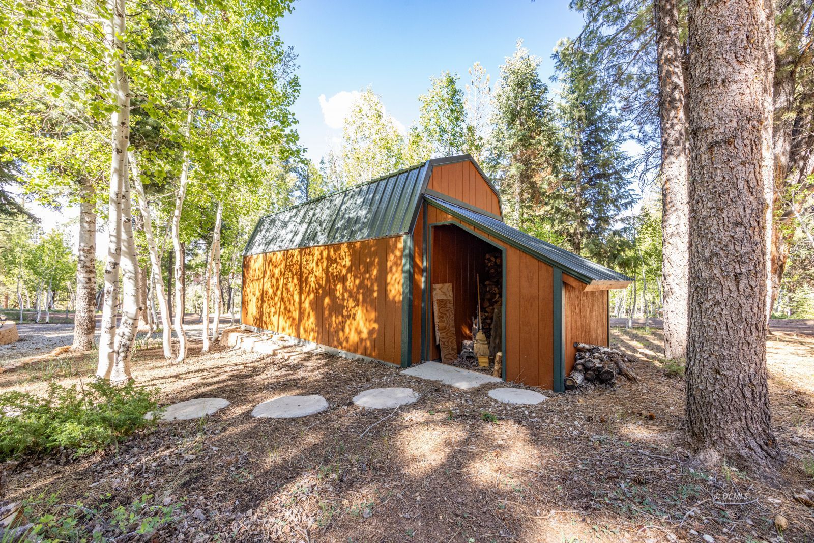 Property Photo 27