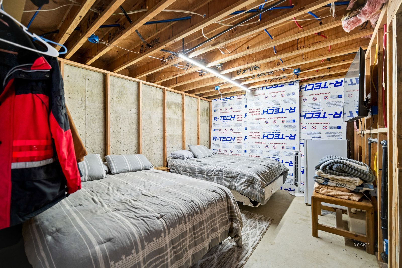 Property Photo 30
