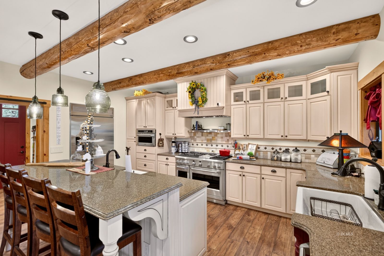 Property Photo 27