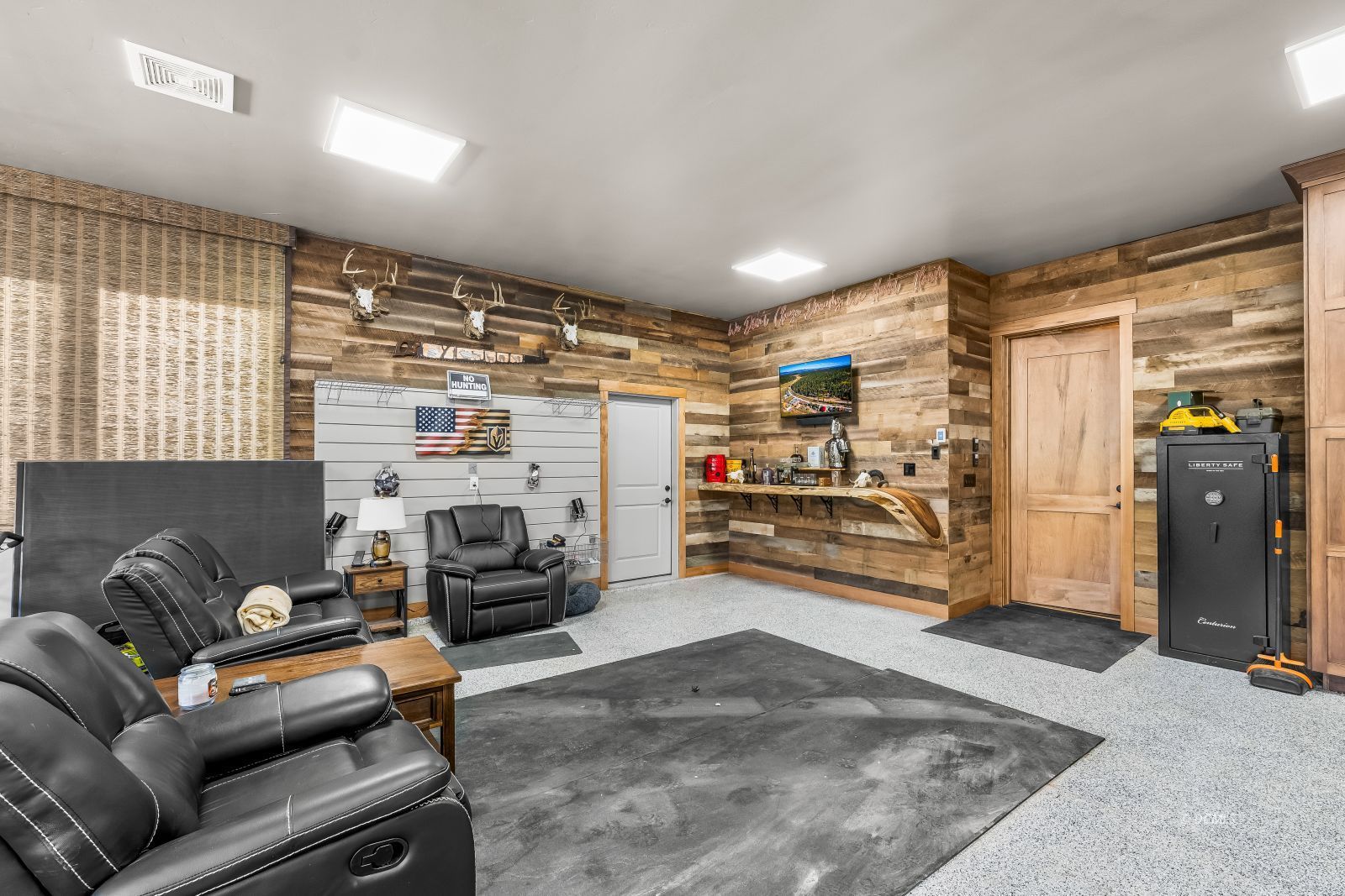 Property Photo 42