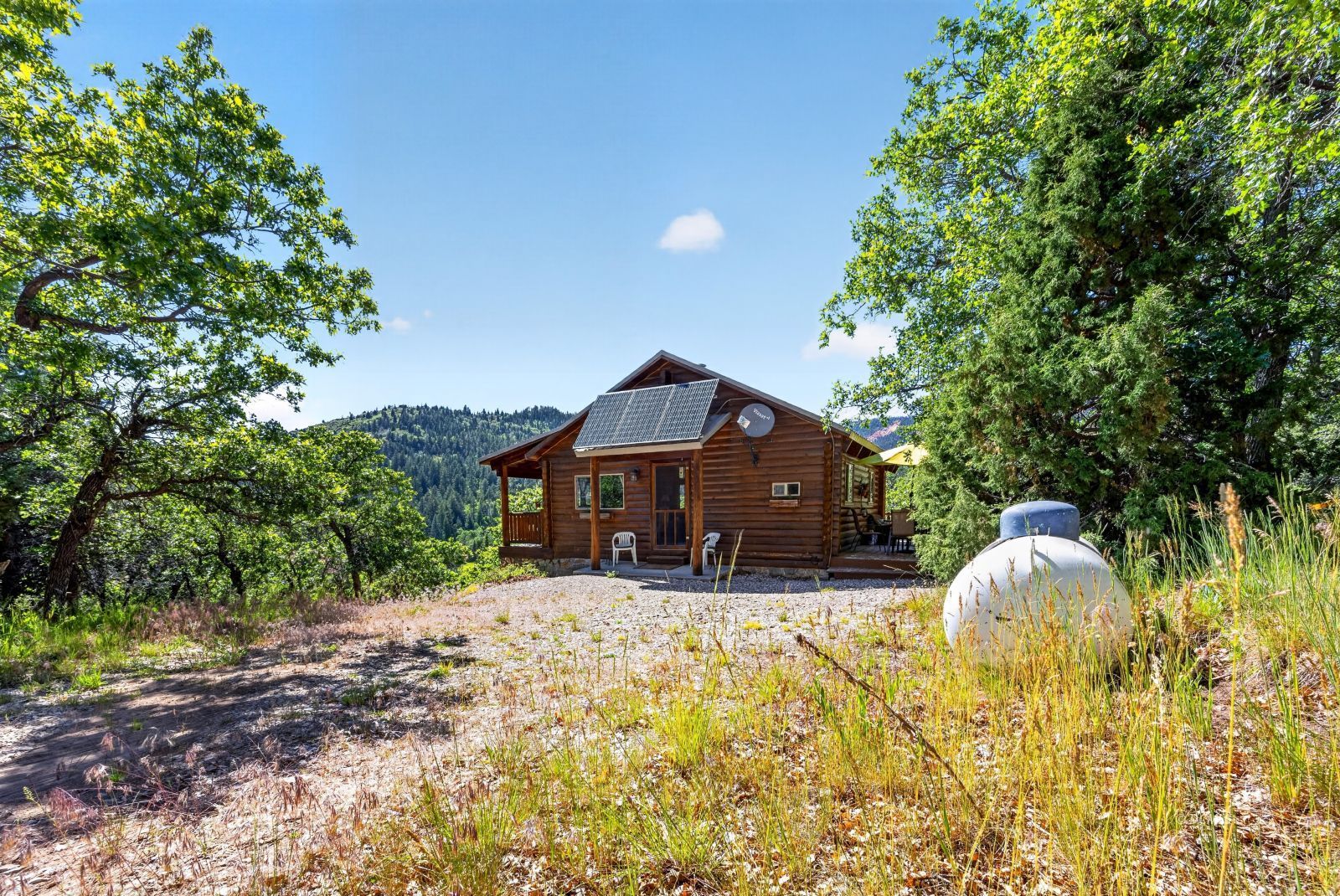 Property Photo 28
