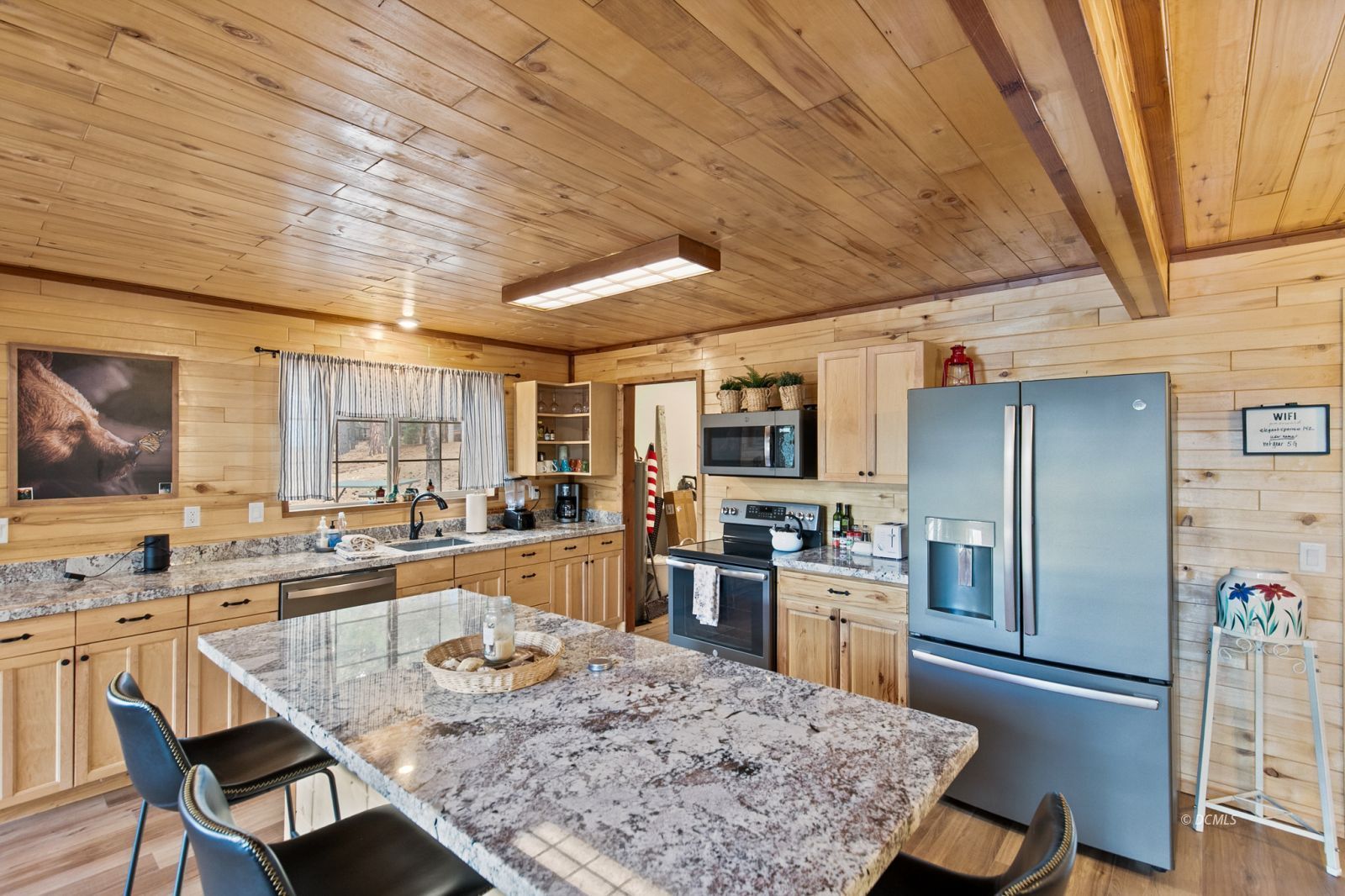 Property Photo 26