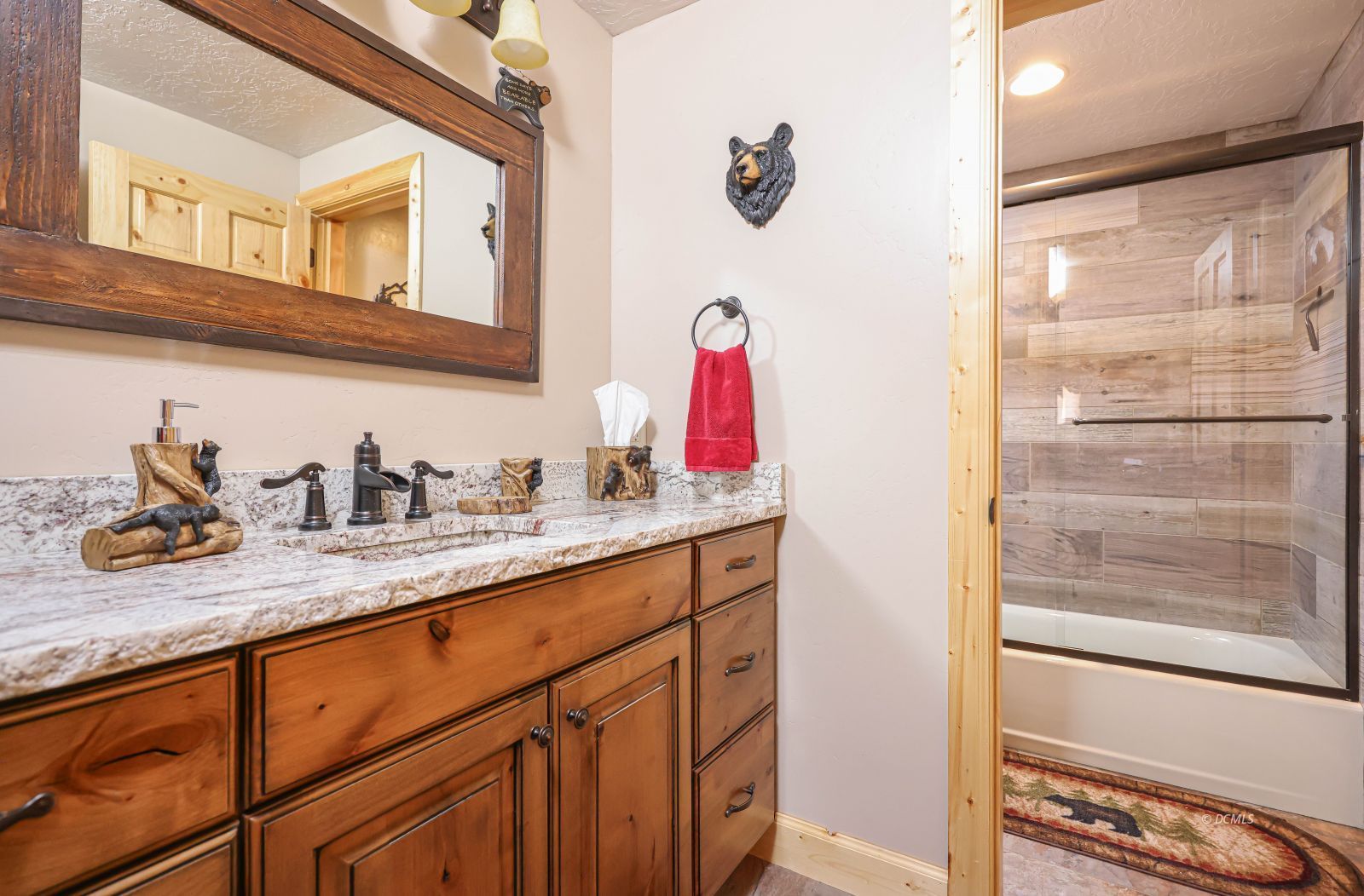 Property Photo 32