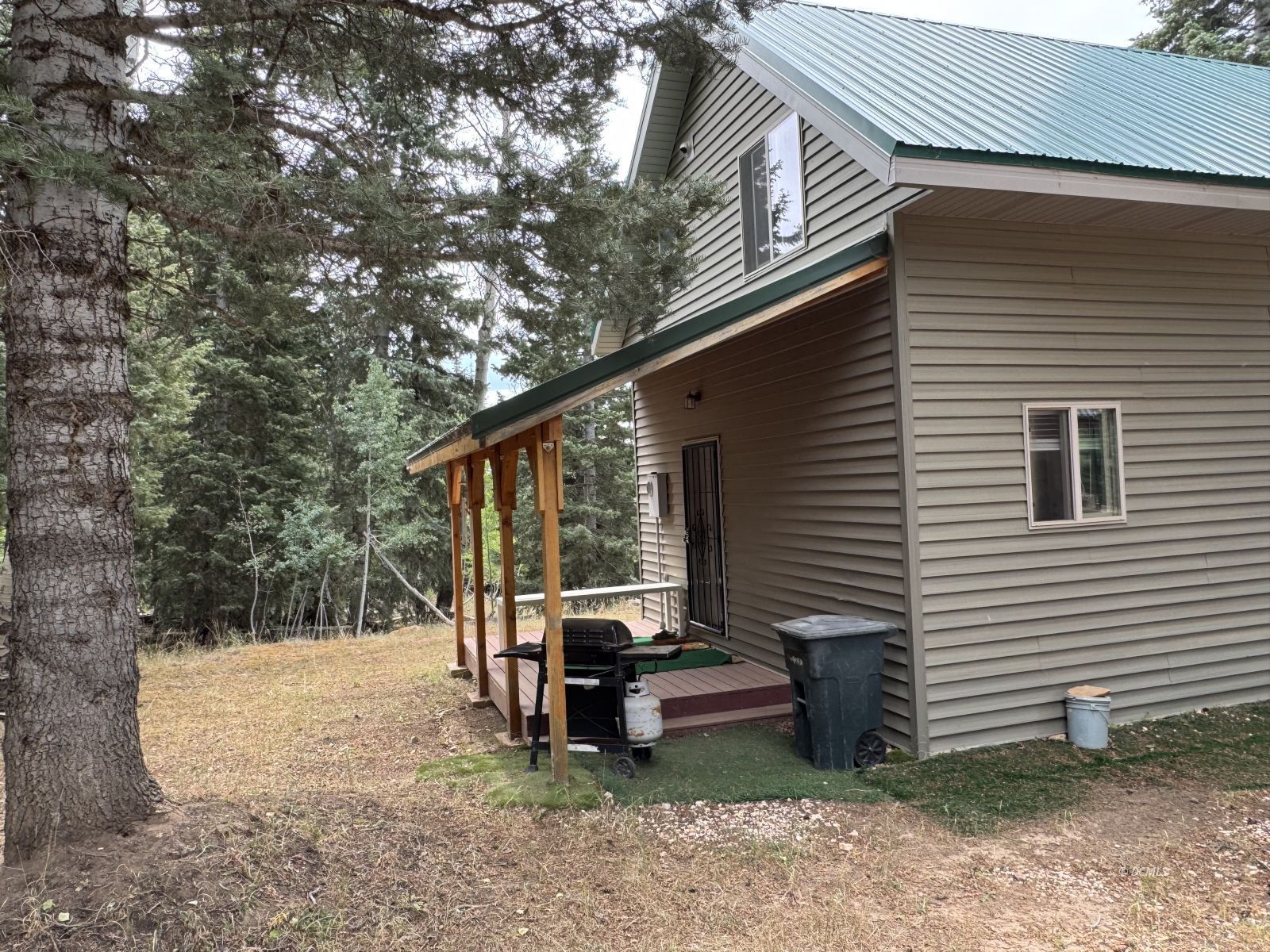 Property Photo 28