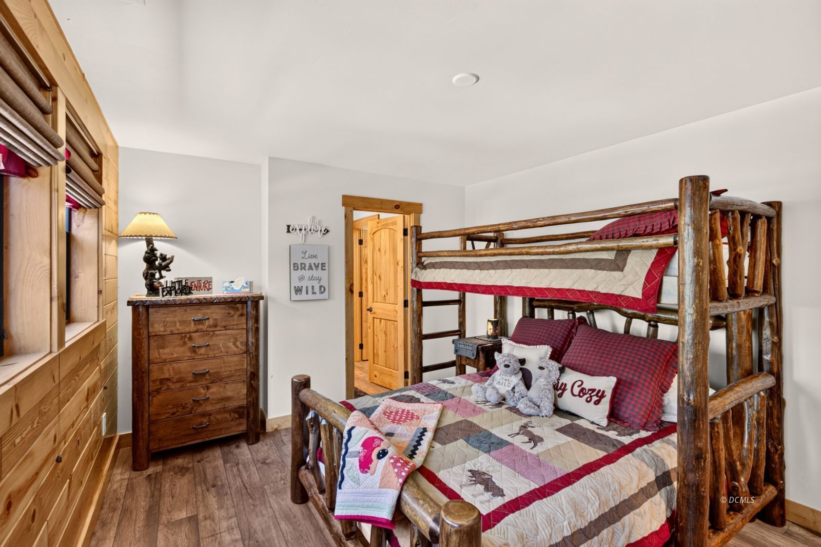 Property Photo 38