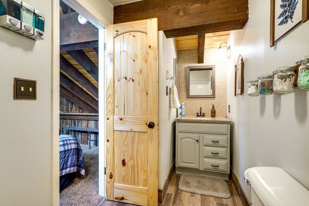 Property Photo 22
