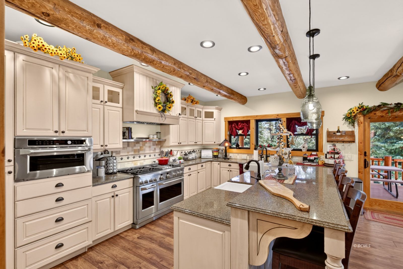 Property Photo 25