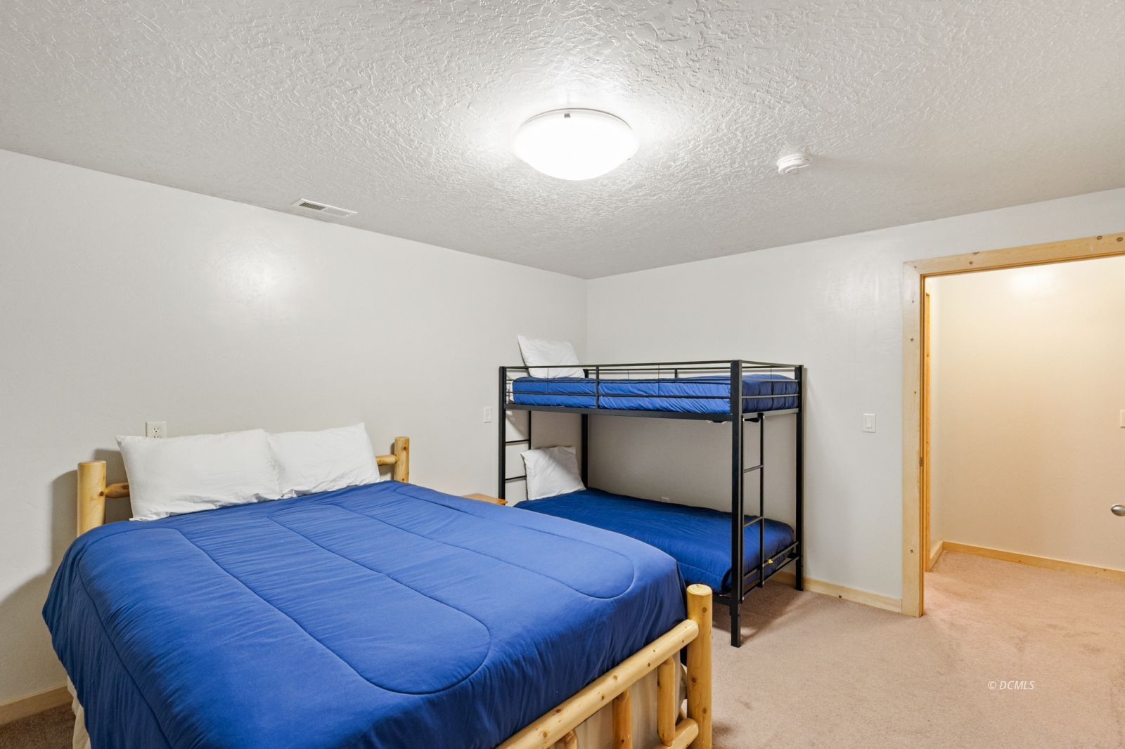 Property Photo 35