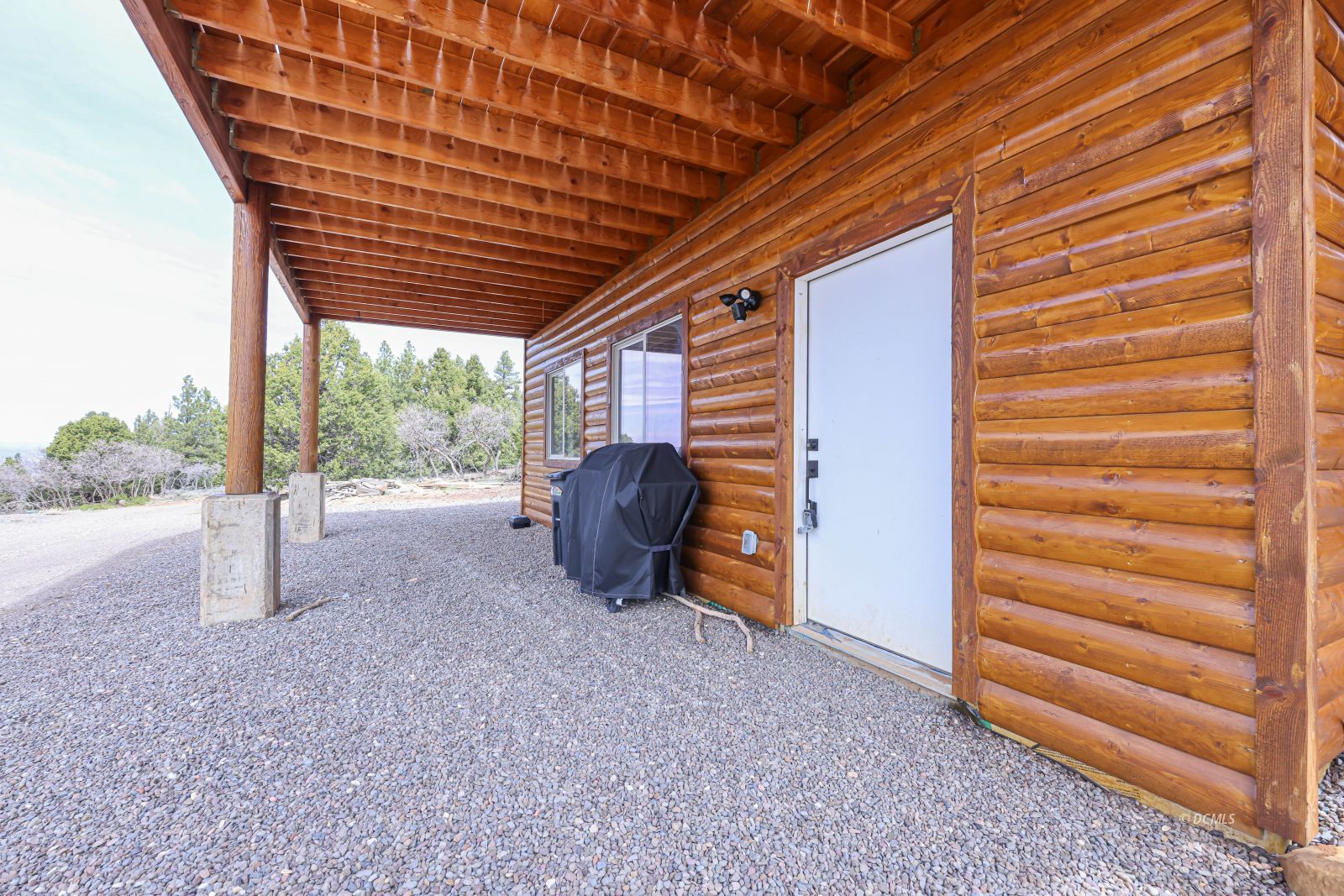 Property Photo 26