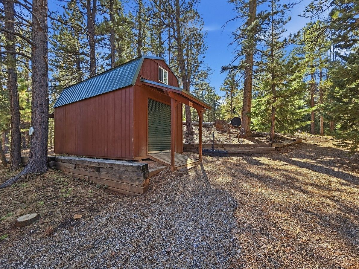 Property Photo 23