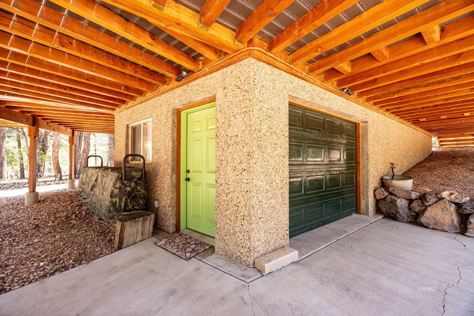 Property Photo 38