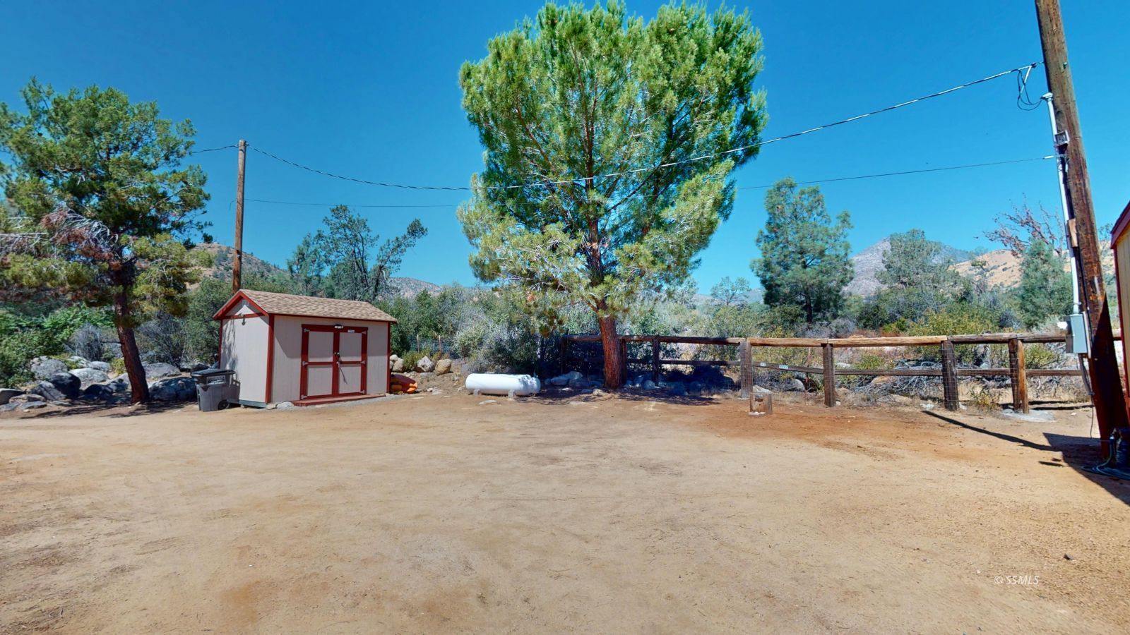 Property Photo 28