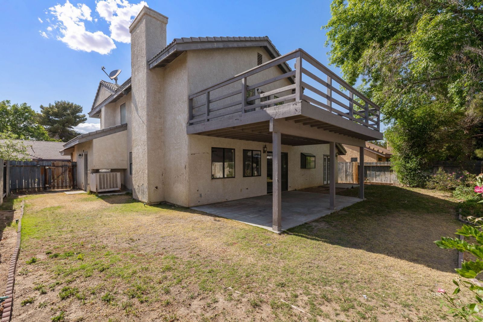 Property Photo 25