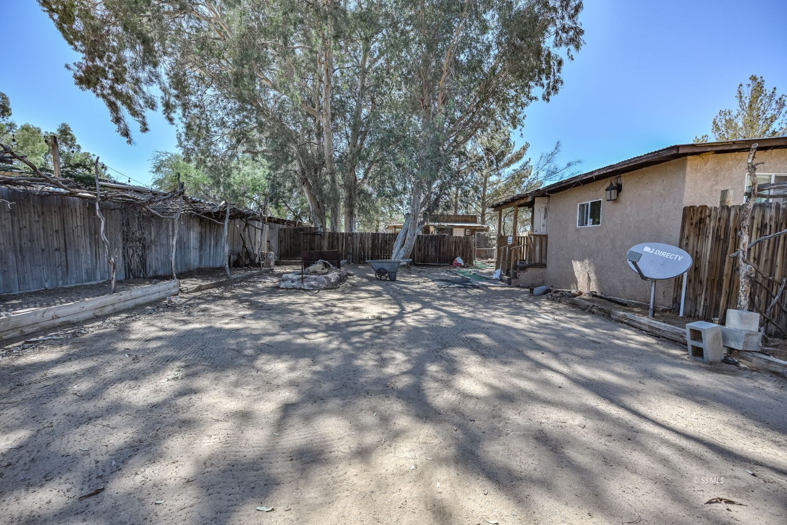 Property Photo 36