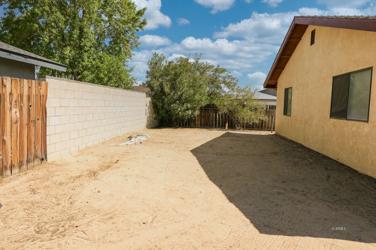 Property Photo 34