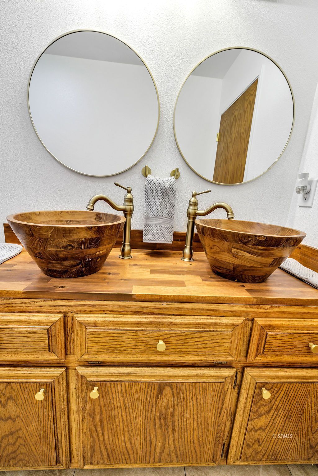 Property Photo 24