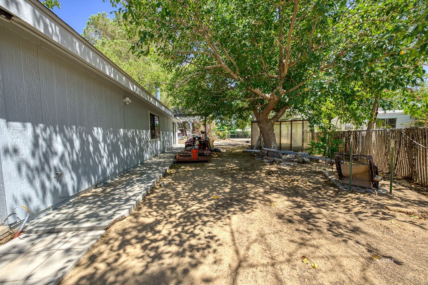 Property Photo 39