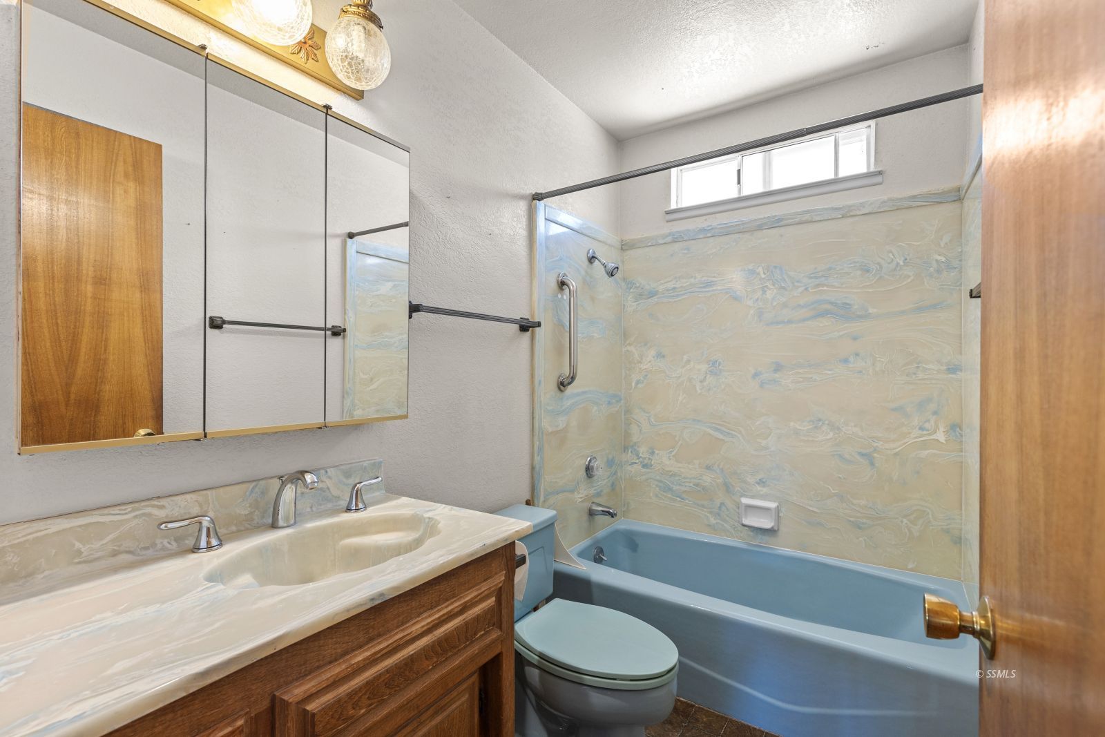 Property Photo 32