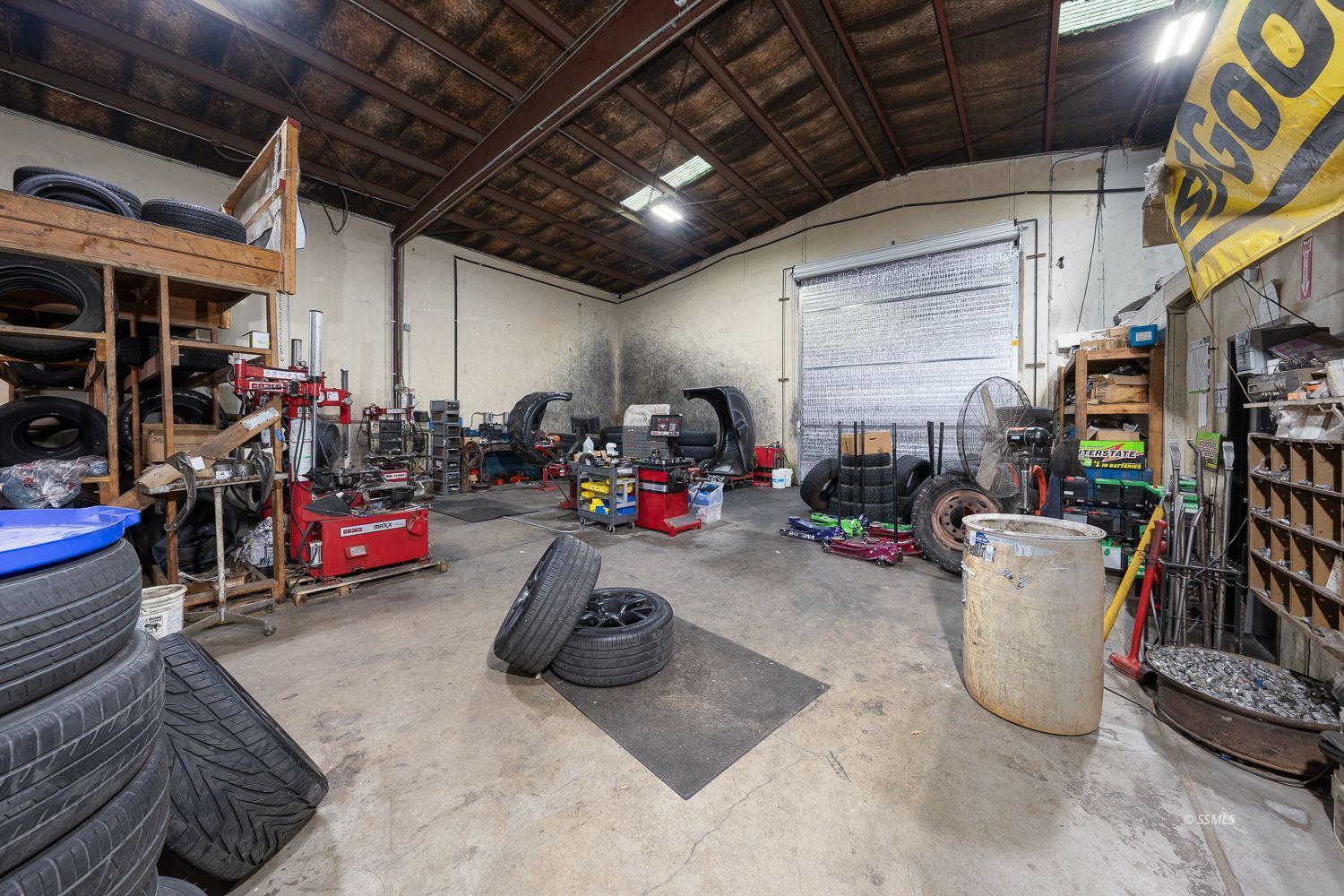 Property Photo 16