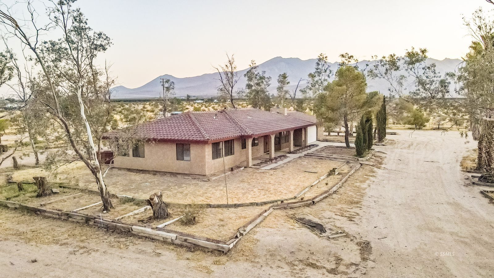 Property Photo 30