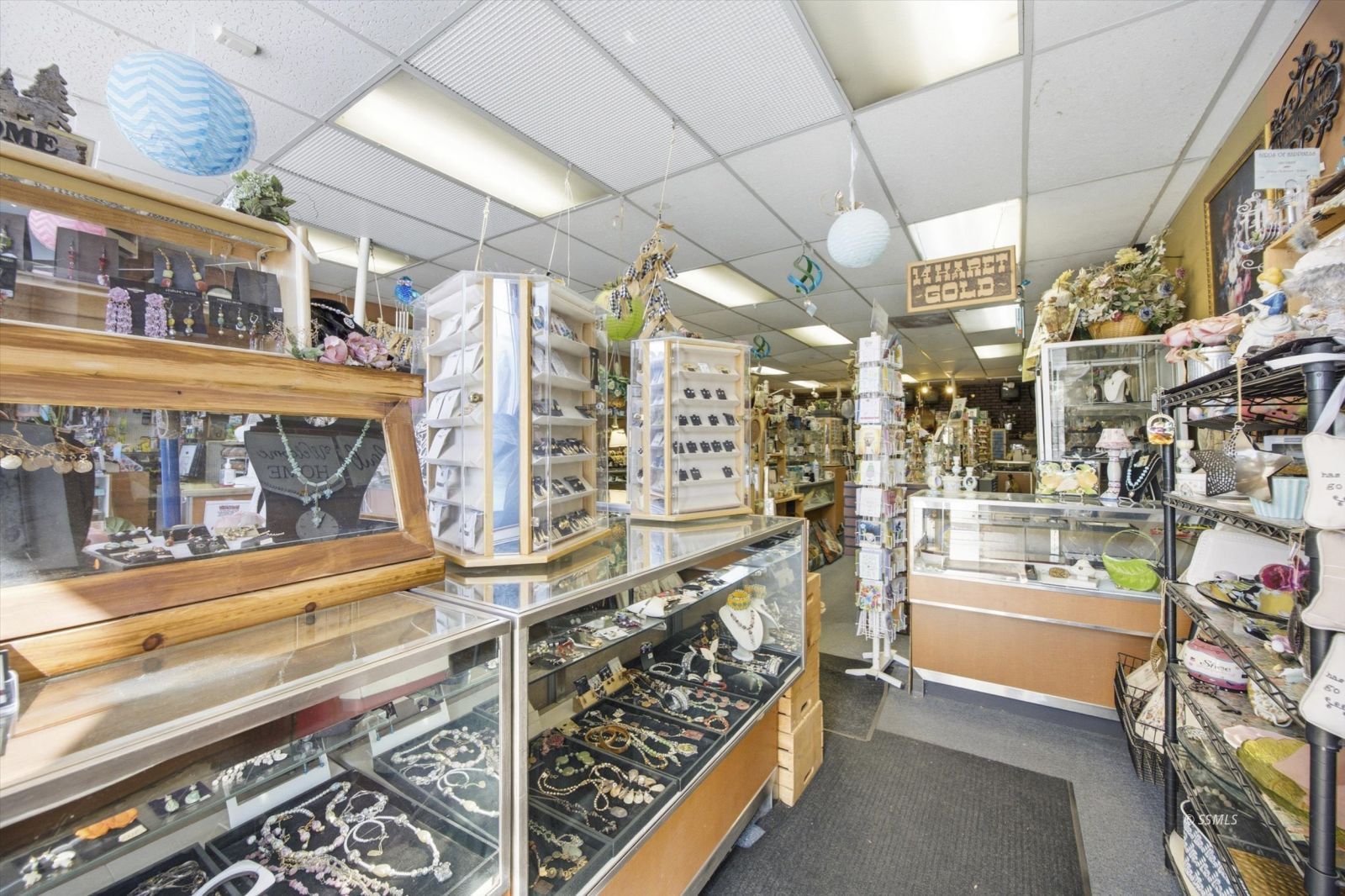 Property Photo 34