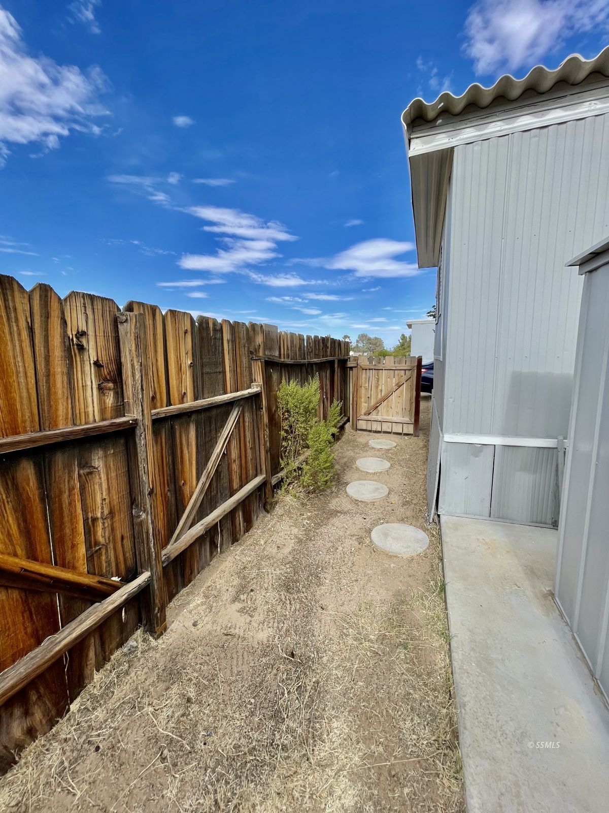 Property Photo 23