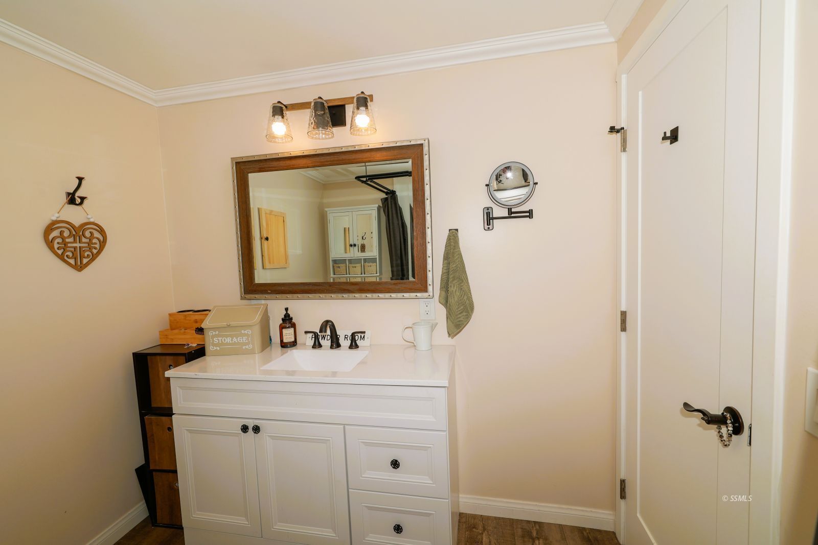 Property Photo 32