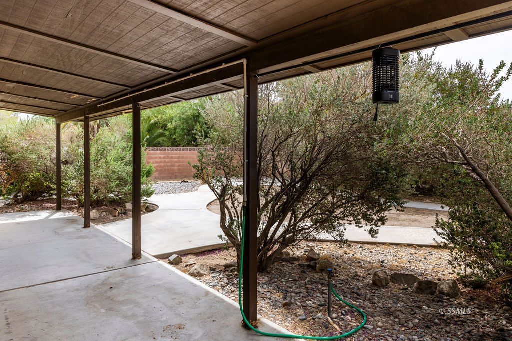 Property Photo 26