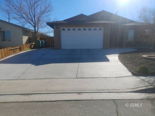 feature listing property photo