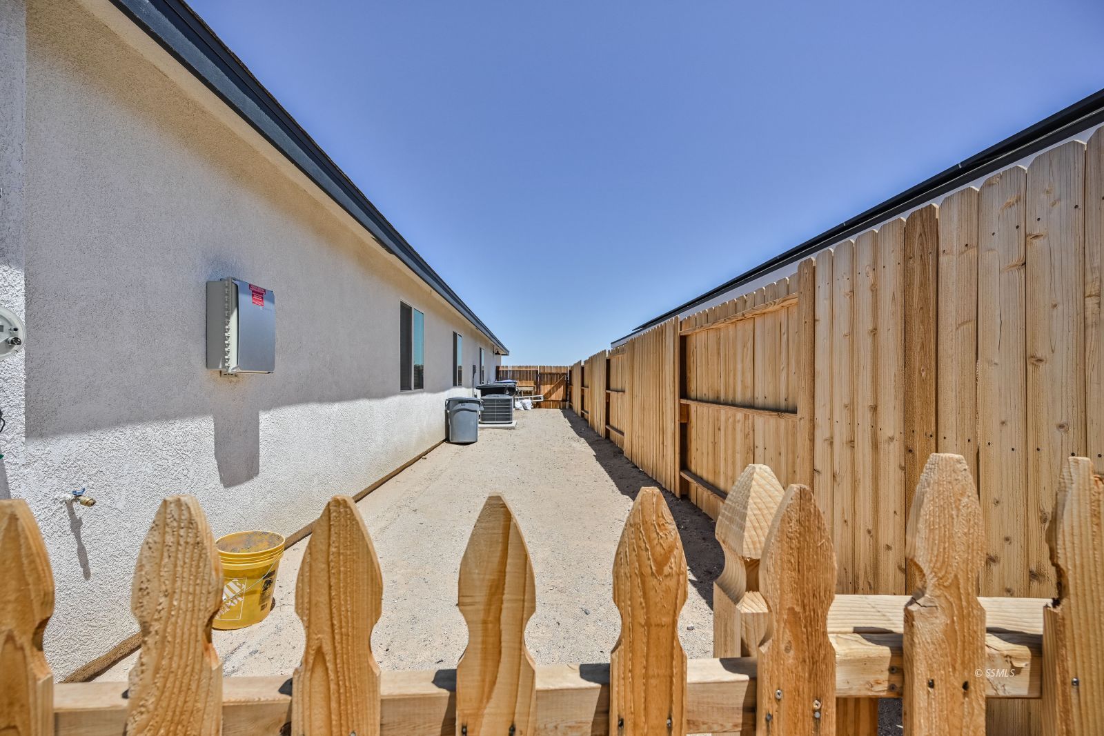 Property Photo 37
