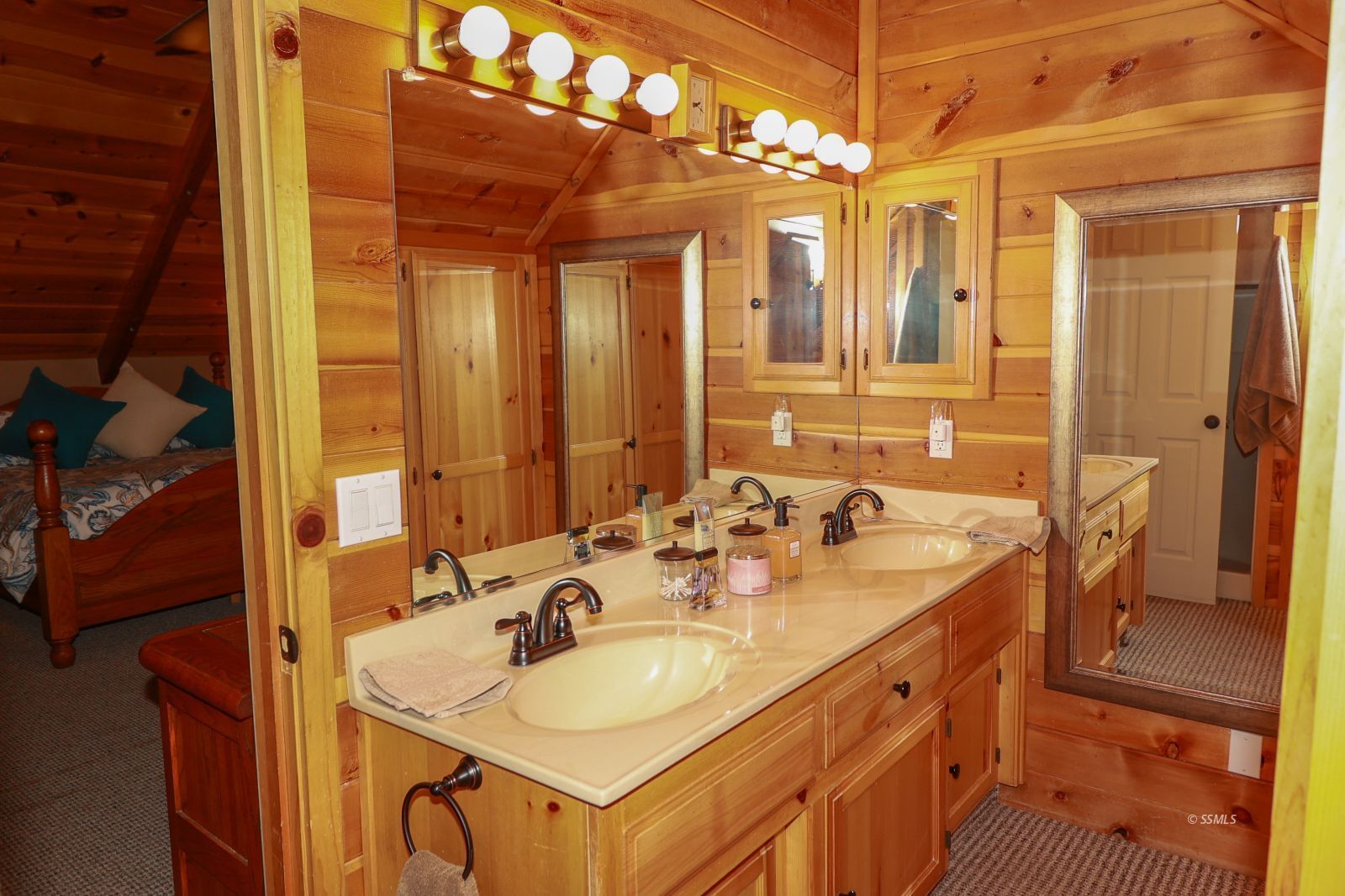 Property Photo 34