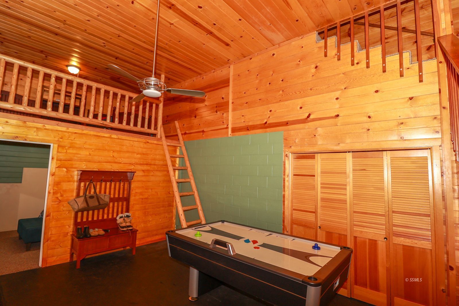 Property Photo 43