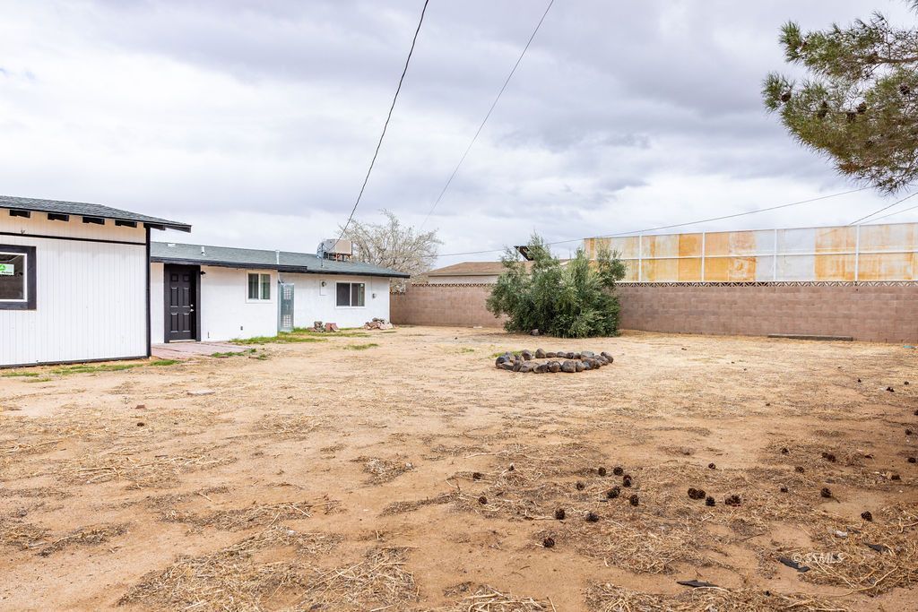 Property Photo 27