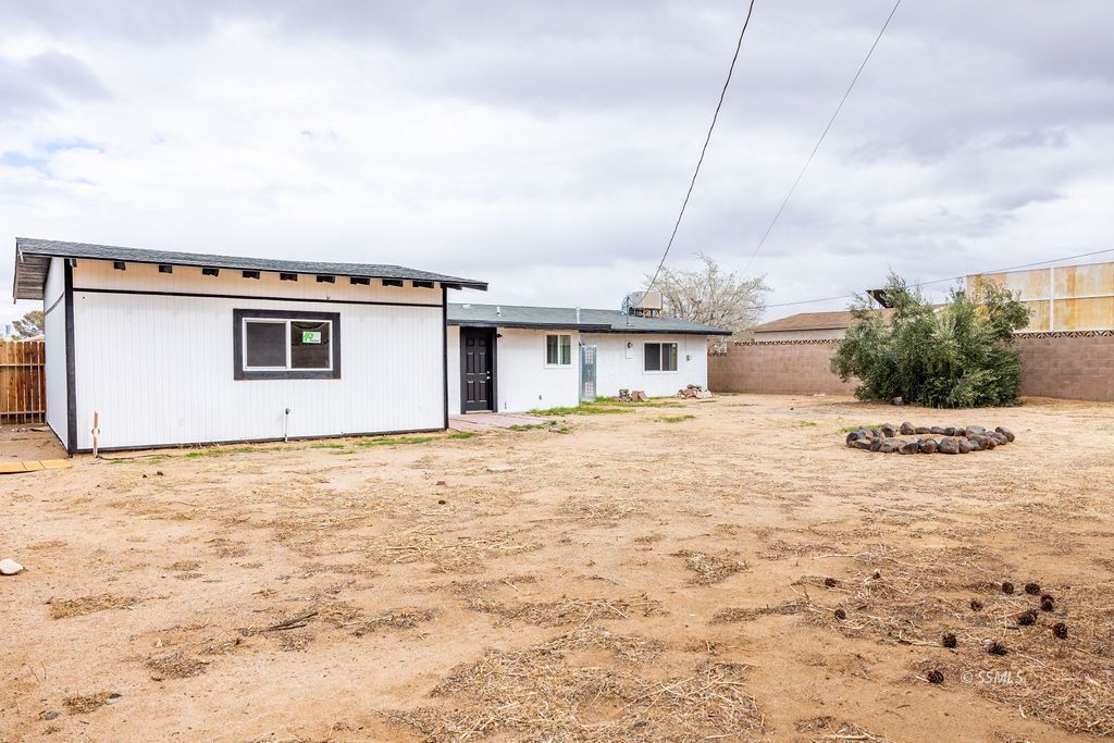 Property Photo 28